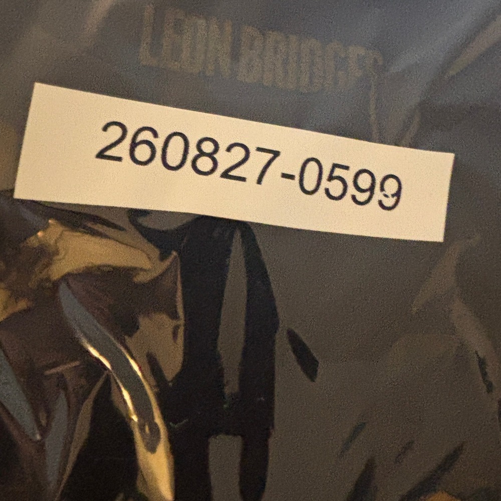 Leon Bridges 2022 US Spring Tour T Shirt Mens L Black Graphic Concert Soul Band - Picture 6 of 6